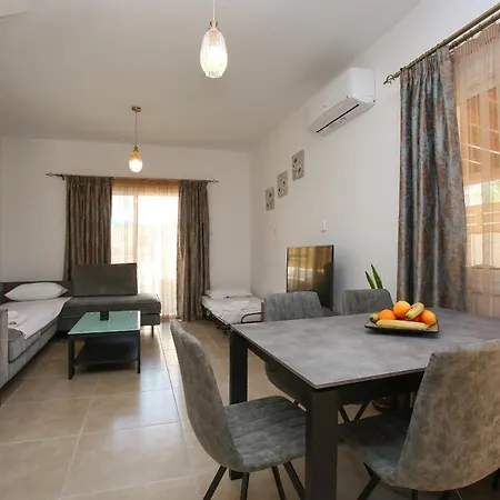 Dom wakacyjny Star House